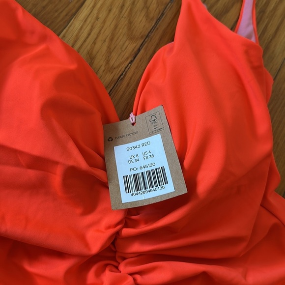 NWT Boden Ruched V neck low back one piece swimsuit red 4 vacation orange - Picture 3 of 5
